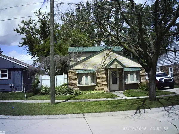 434 Gallup ST, MtClemens, MI 48043