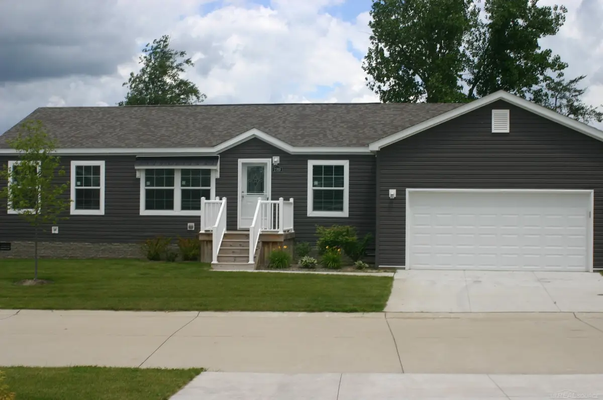 2769 Naples, Lapeer, MI 48446 - #1