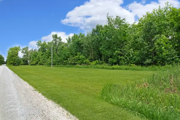 Quain RD, Emmett, MI 48022