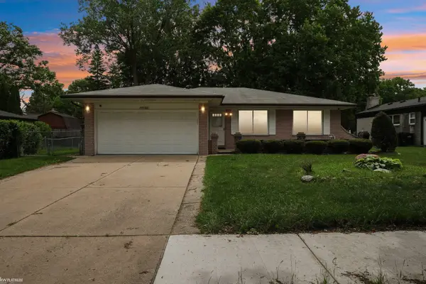 37266  Tamarack DR, SterlingHeights, MI 48310