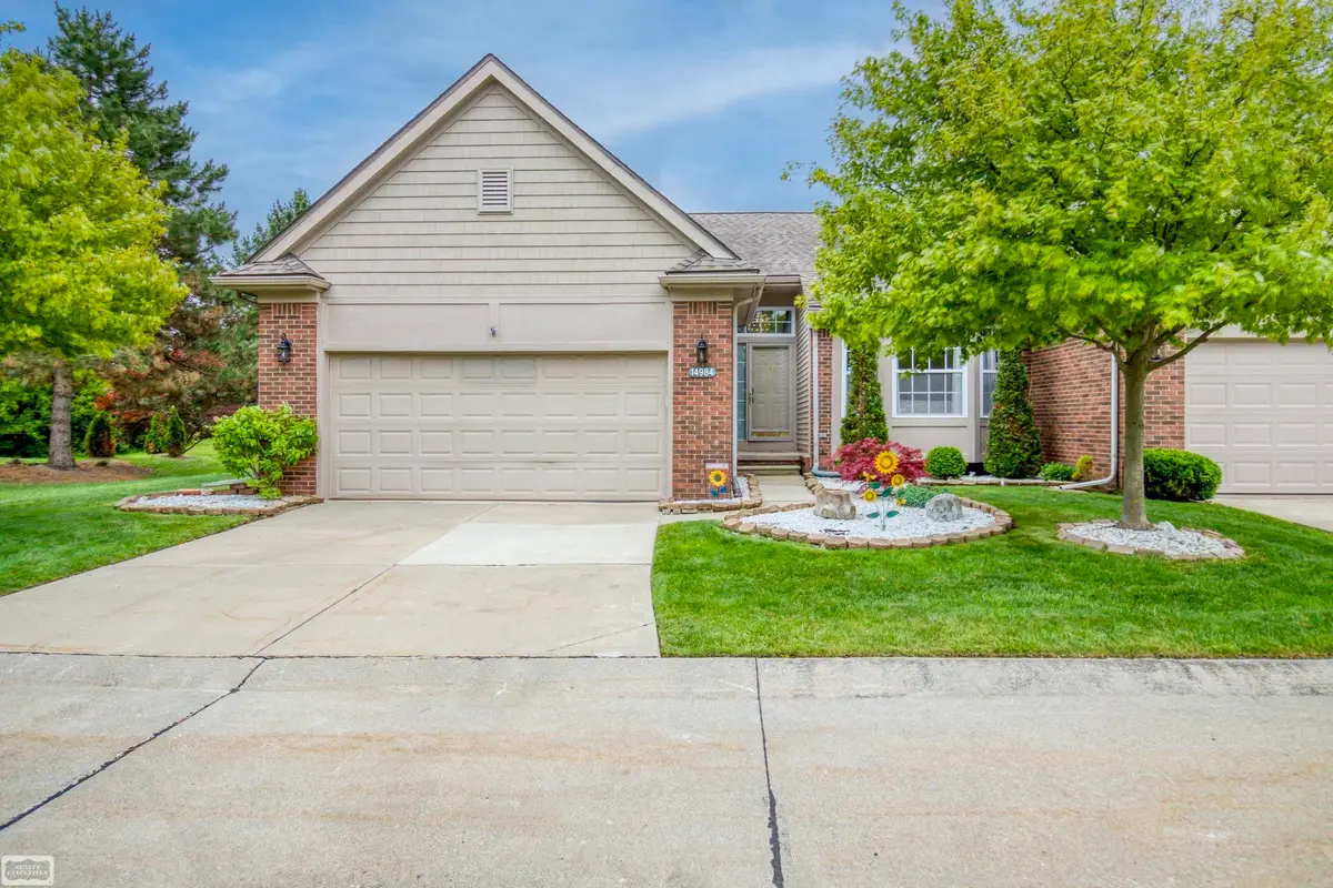 14984 Heather Pointe DR, Sterling Heights, MI 48313 - #1