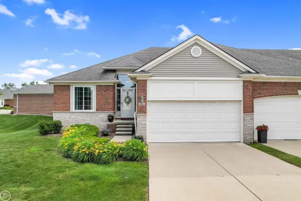 14822 Village Park CIR, ShelbyTwp, MI 48315