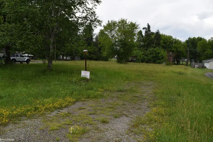 6372 Lapeer RD, Clyde, MI 48049 - #2