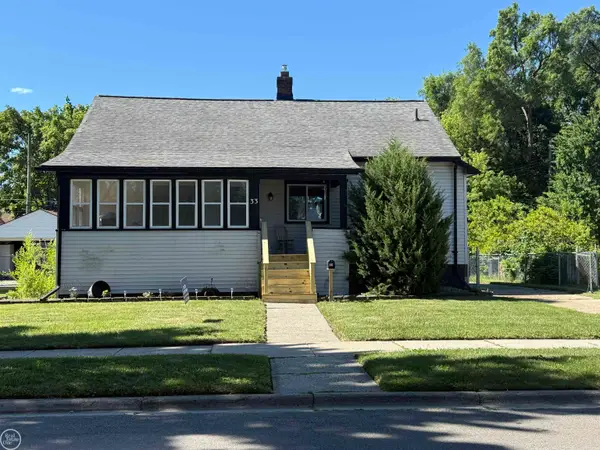 33 High, MtClemens, MI 48043