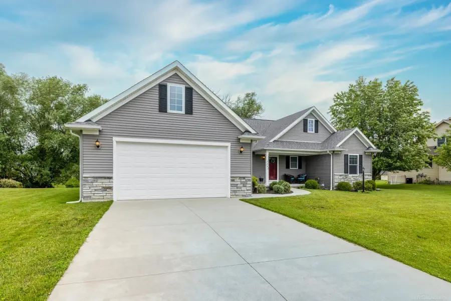 7061 Greenbush LN, Lexington, MI 48450 - #2