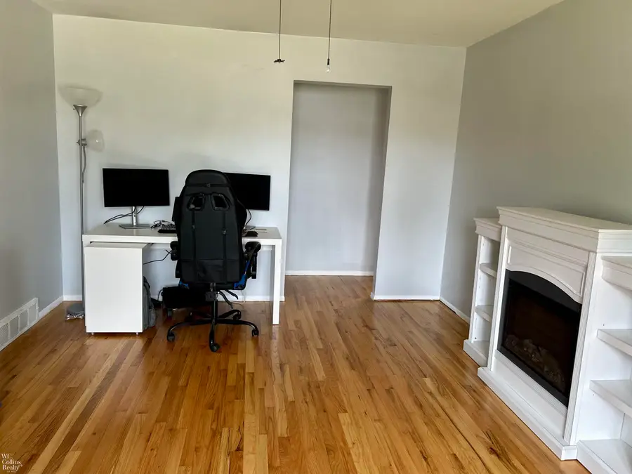 25219 Rubin RD, Warren, MI 48089 - #2