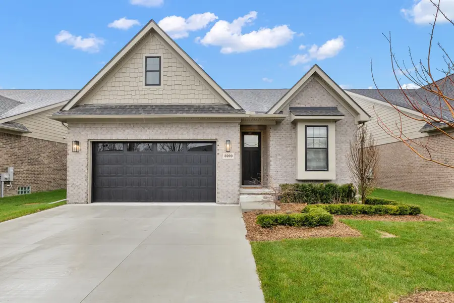 5932 Willow Grove DR, Troy, MI 48085 - #2