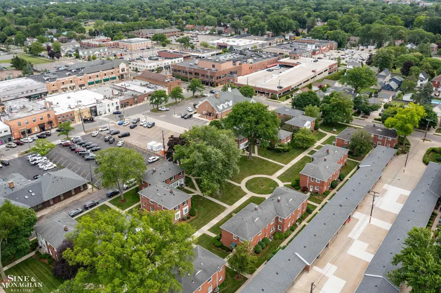 617 Notre Dame ST, Grosse Pointe, MI 48230 - #3
