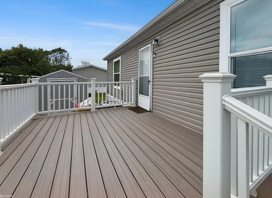 16228  Notre Dame ST, Clinton Township, MI 48038 - #3