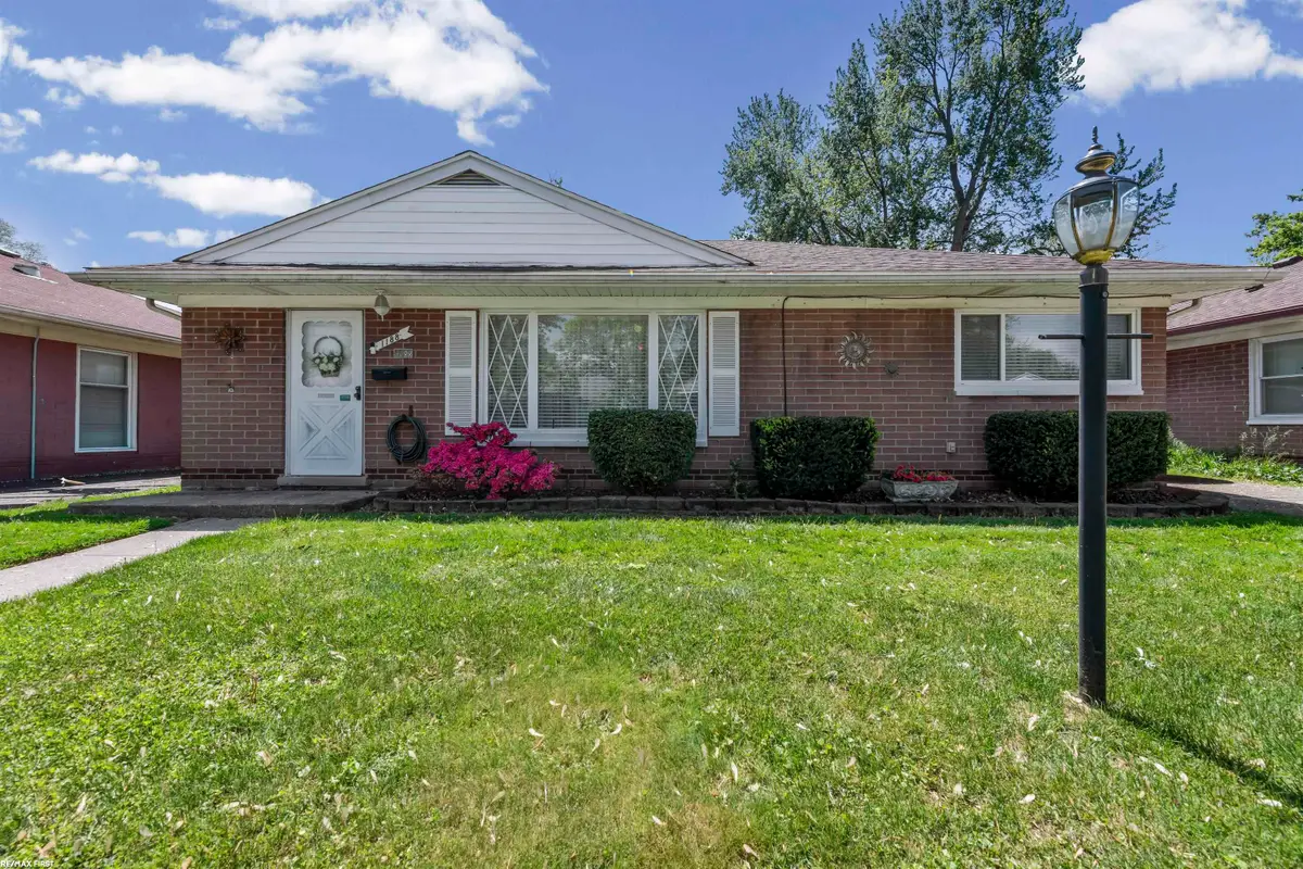 1188 E Barrett AVE, Madison Heights, MI 48071 - #1