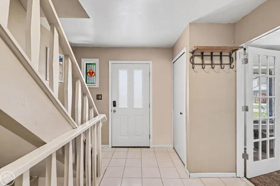 15733 Jennifer, Fraser, MI 48026 - #3