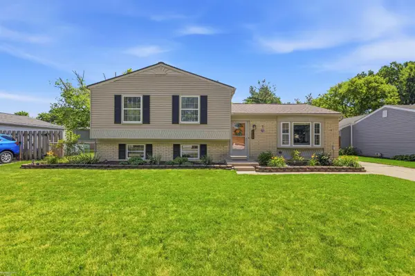 41688 Tetley Dr DR, SterlingHeights, MI 48313