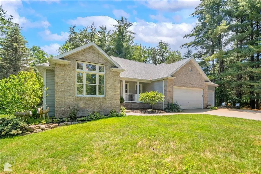 3079 Sandy Oaks LN, Fort Gratiot, MI 48059 - #2