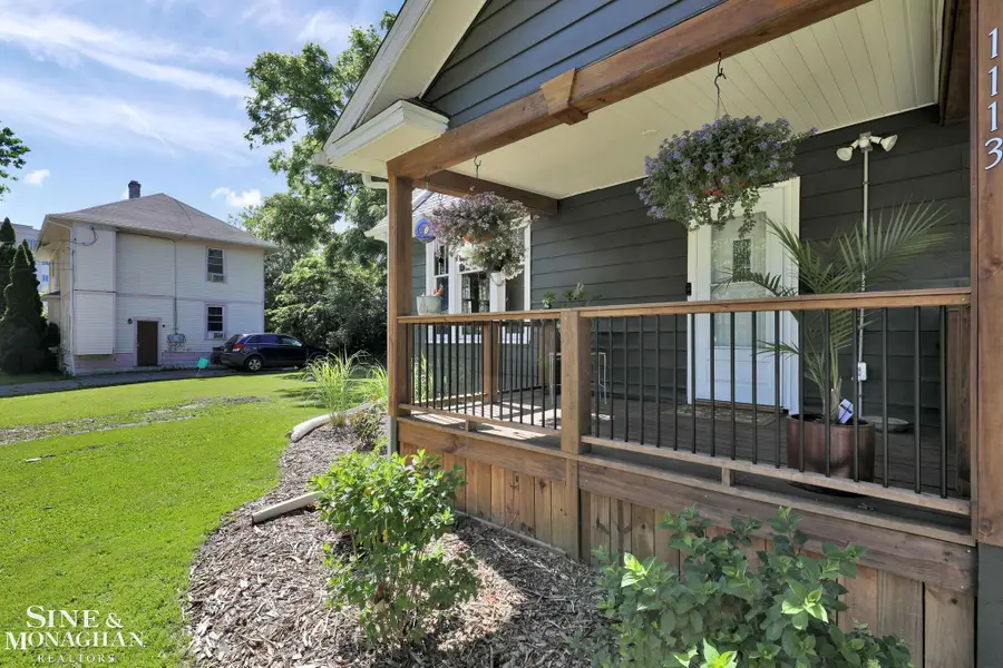 1113 W Michigan AVE, Lansing, MI 48915 - #3