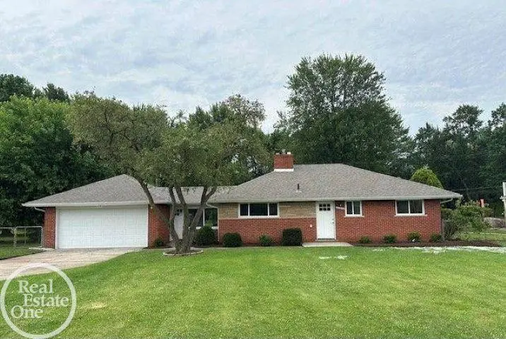 22990 S Nunneley RD, Clinton Township, MI 48035 - #1