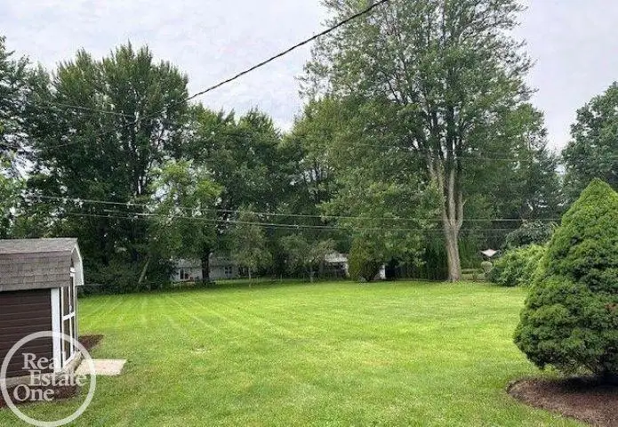 22990 S Nunneley RD, Clinton Township, MI 48035 - #3