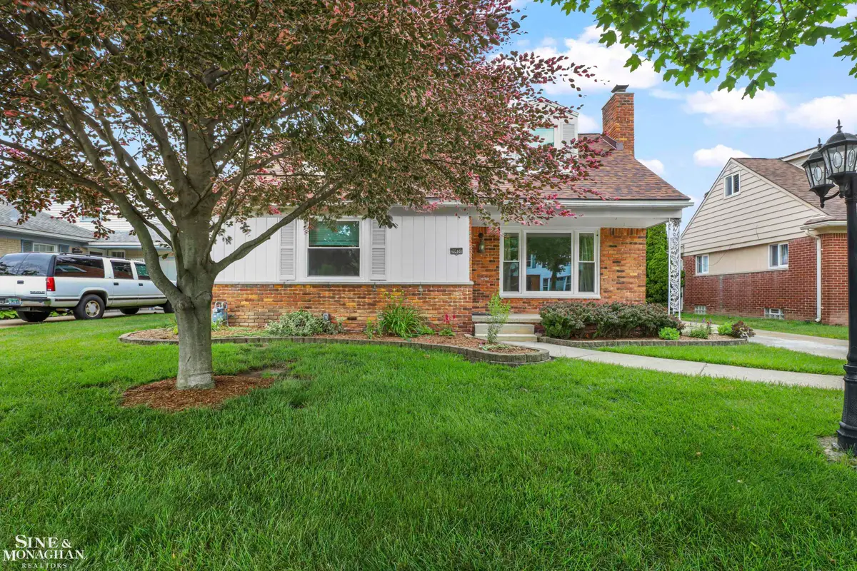 20631 Wedgewood, Grosse Pointe Woods, MI 48236 - #1