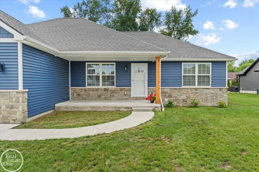 1827 Riley RD, Saint Clair, MI 48079 - #3