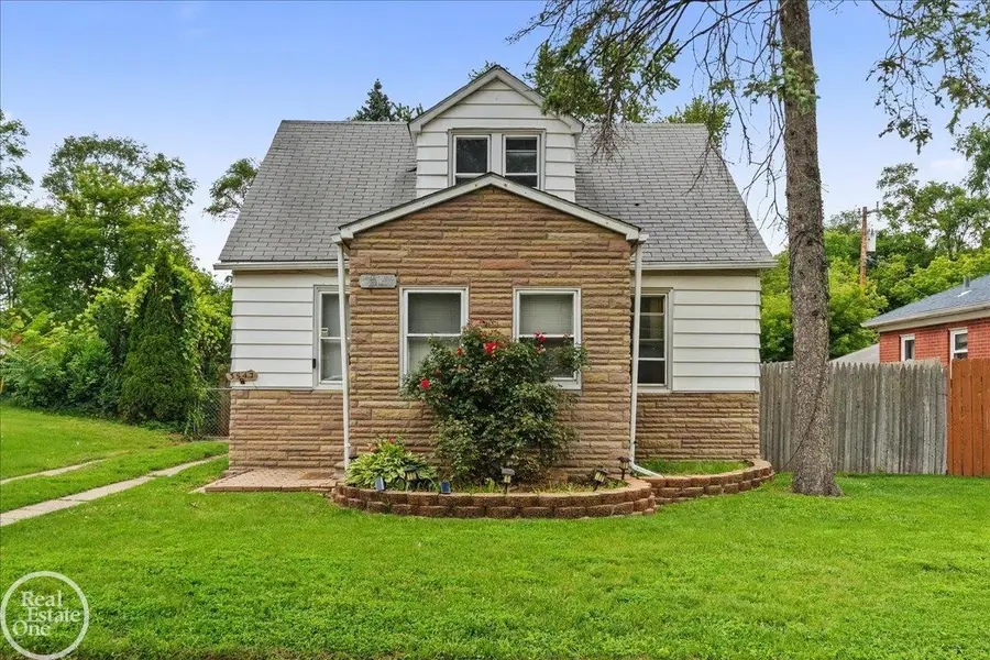 3547 Alvina AVE, Warren, MI 48091 - #2