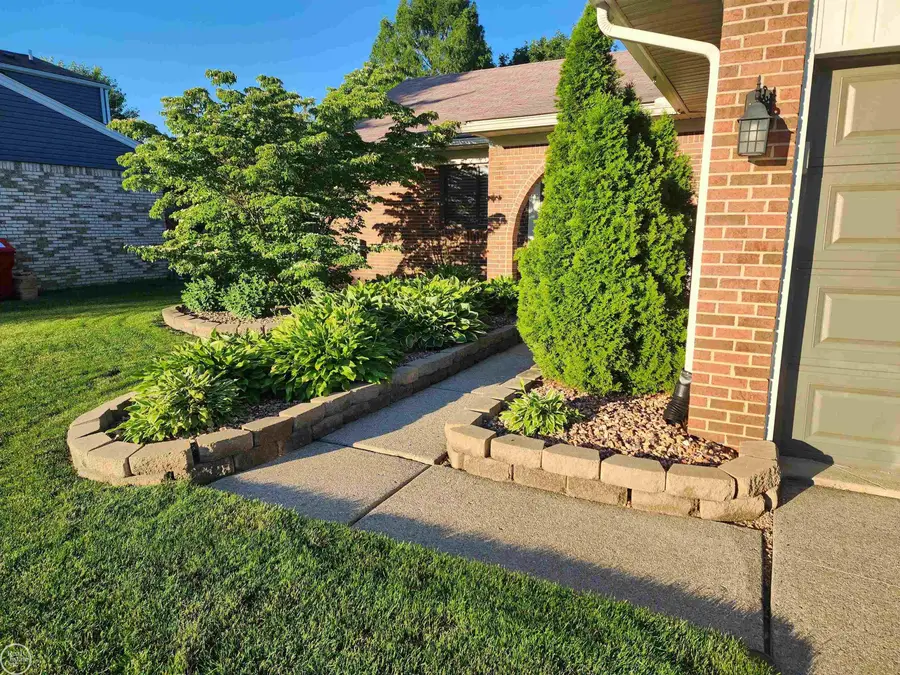 45540 Heatherwoode LN, Macomb, MI 48044 - #2