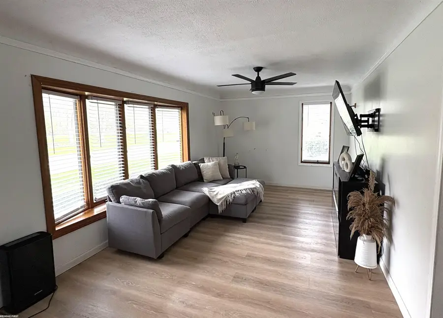 50850 Lempke ST, New Baltimore, MI 48047 - #3
