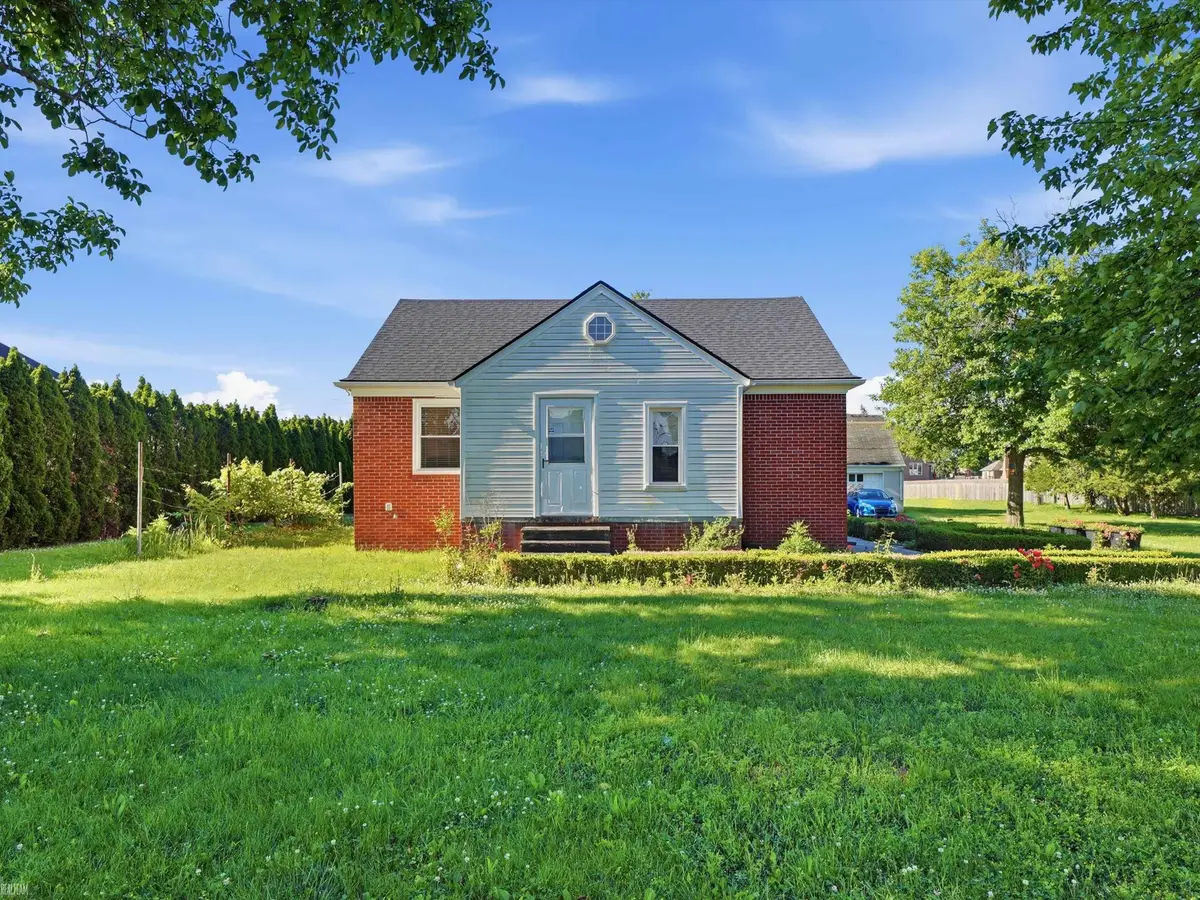4466 18 1/2 Mile RD, Sterling Heights, MI 48314 - #1