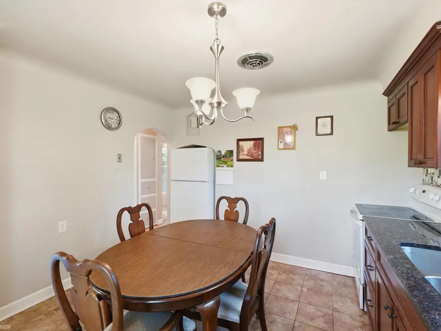 4466 18 1/2 Mile RD, Sterling Heights, MI 48314 - #3