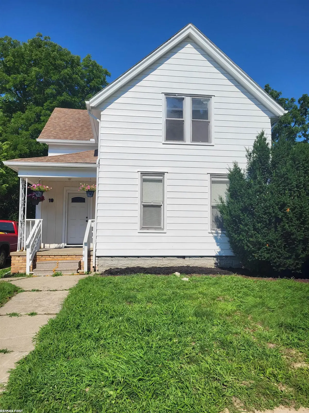 19 Washington ST, Mount Clemens, MI 48043 - #1