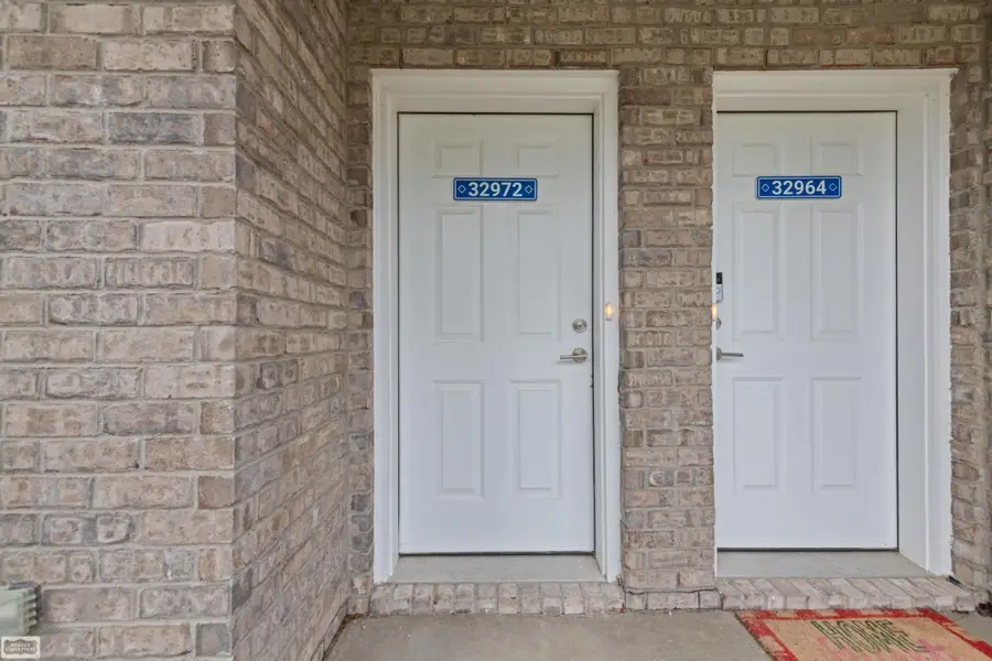 32956 Antrim DR, Chesterfield, MI 48047 - #3