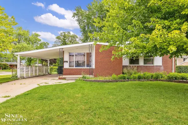 22407 Saint Joan ST, StClairShores, MI 48080