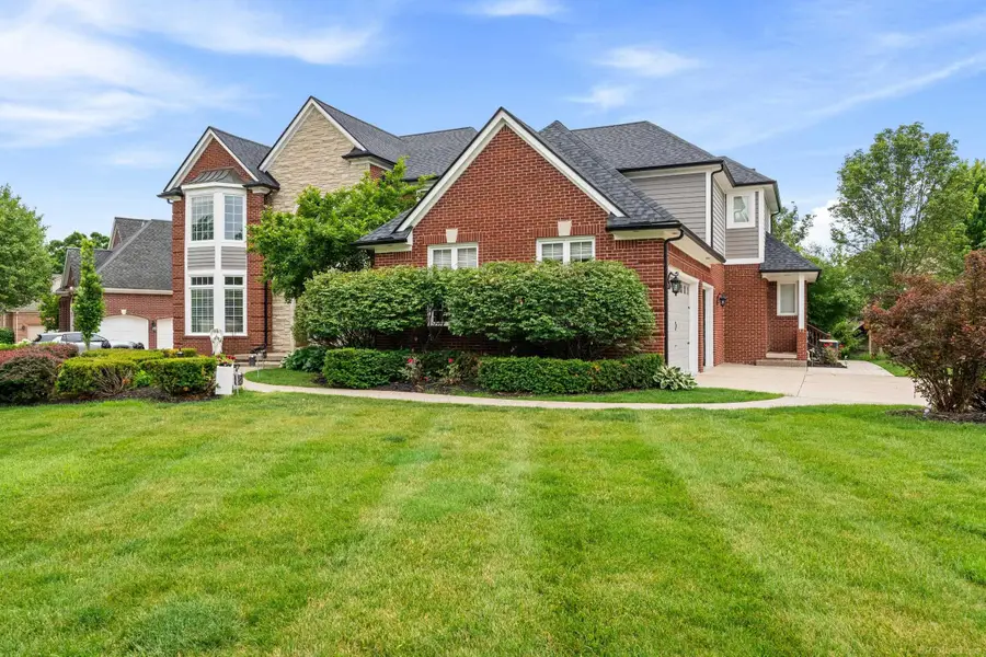 2250 Hawthorne, Utica, MI 48316 - #3