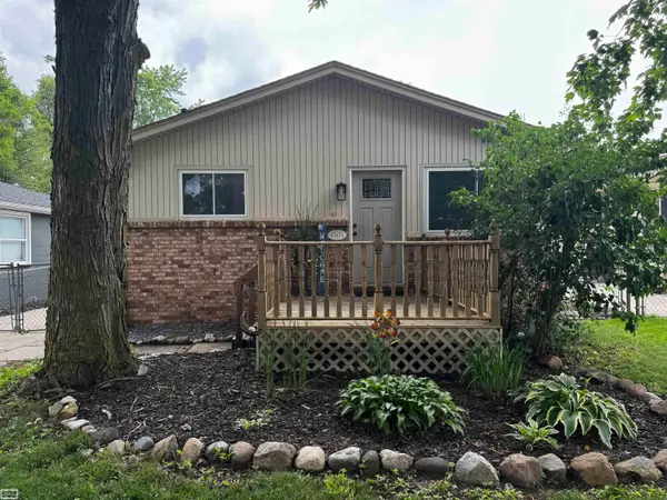 47473 Greenview RD, Utica, MI 48317