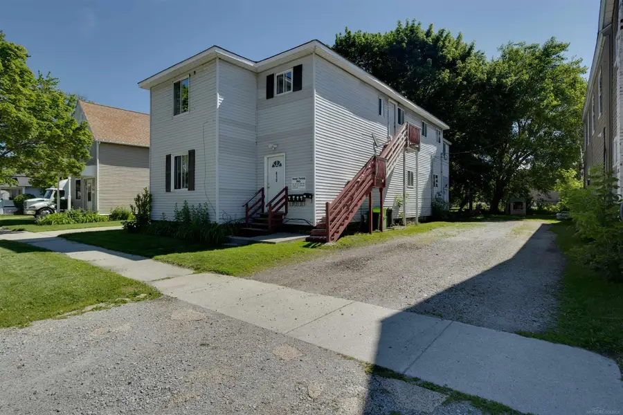 610 Ontario ST, Port Huron, MI 48060 - #2