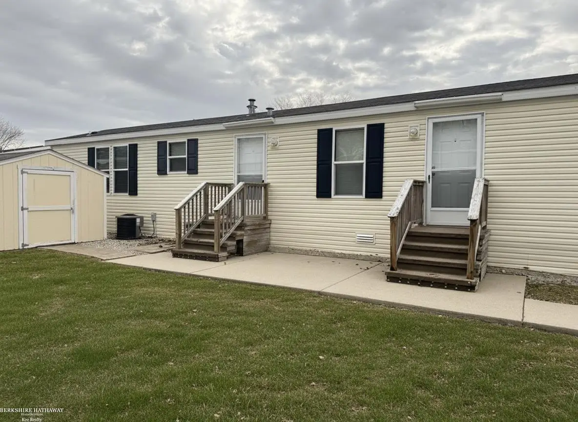 4539 Carlton, Sterling Heights, MI 48310 - #1