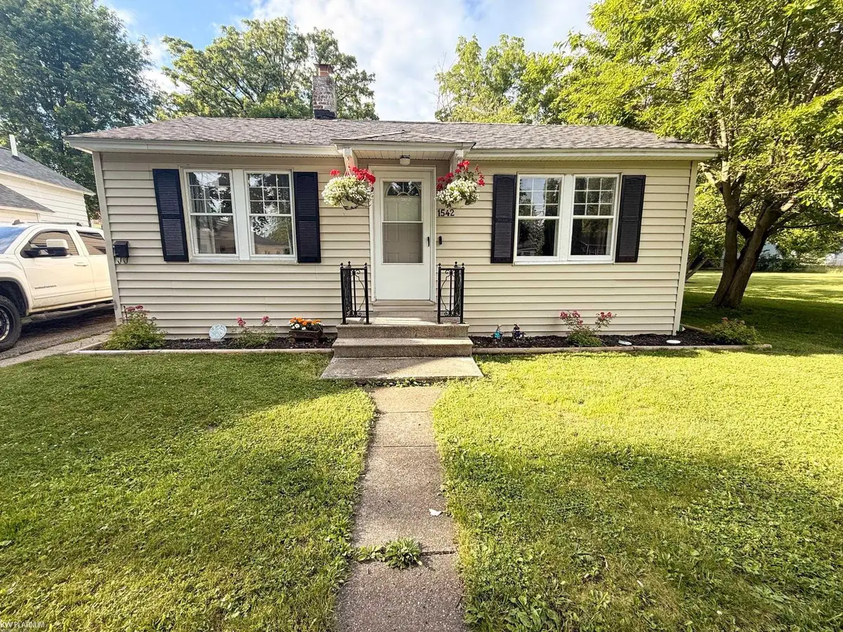 1542 Vermont ST, Saginaw, MI 48602 - #1