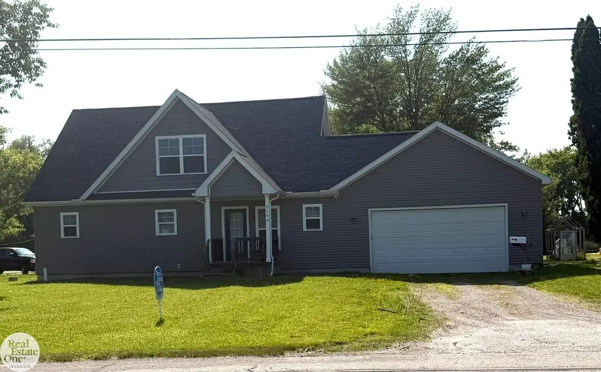 8164 River RD, Cottrellville, MI 48039 - #1