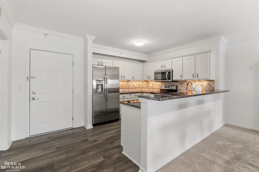 2210 Country Club DR, Saint Clair Shores, MI 48082 - #2