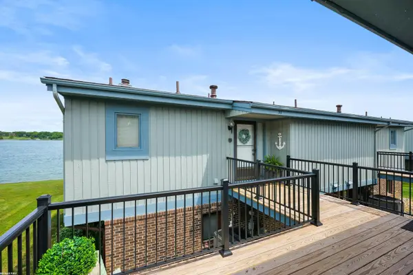 1715 River RD, St, MI 48079