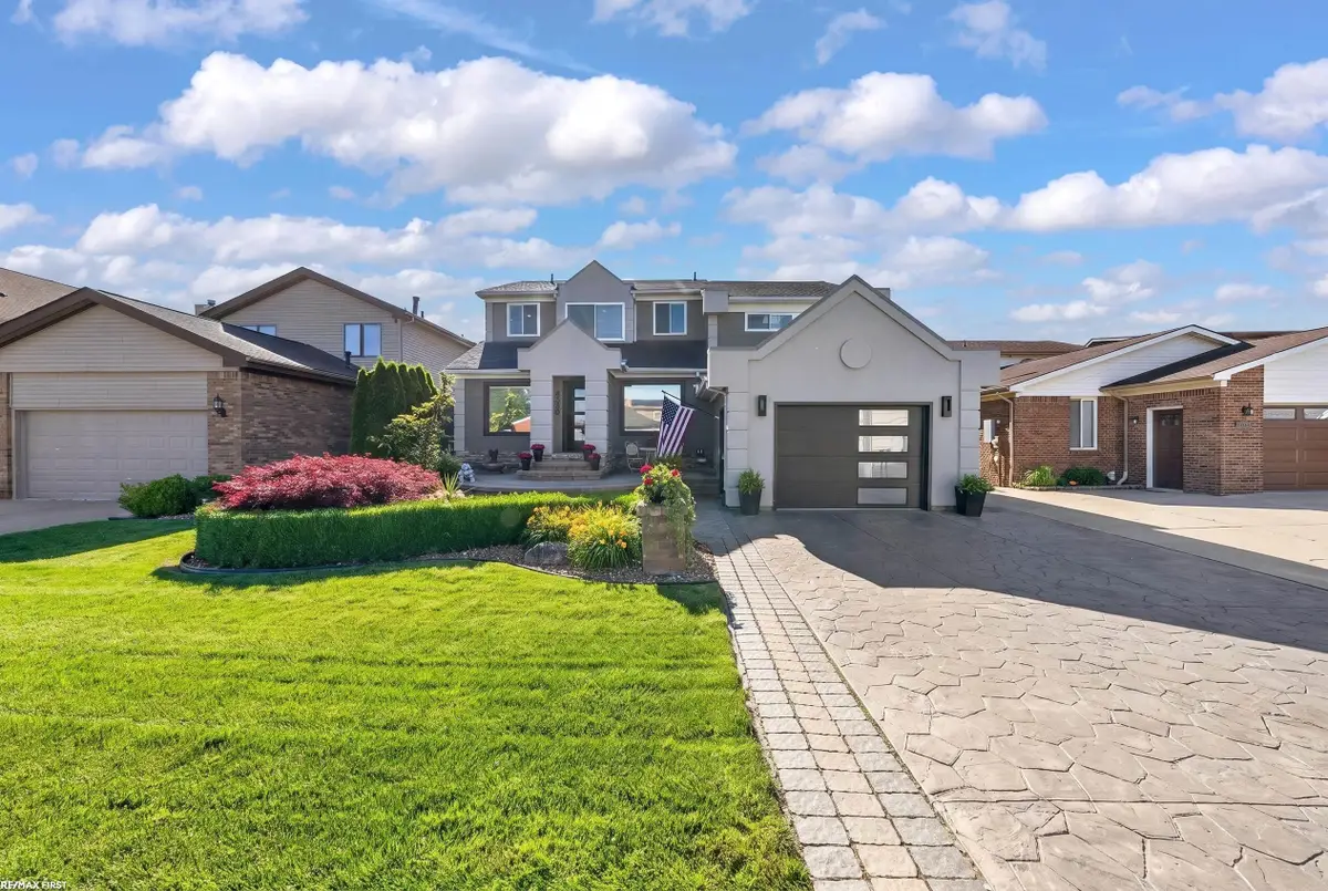 45850 Private Shore DR, Chesterfield, MI 48047 - #1