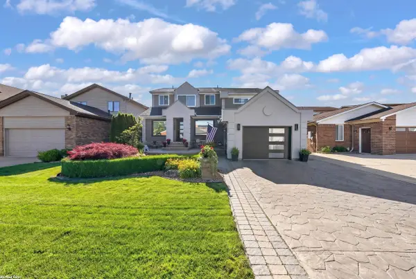 45850 Private Shore DR, Chesterfield, MI 48047