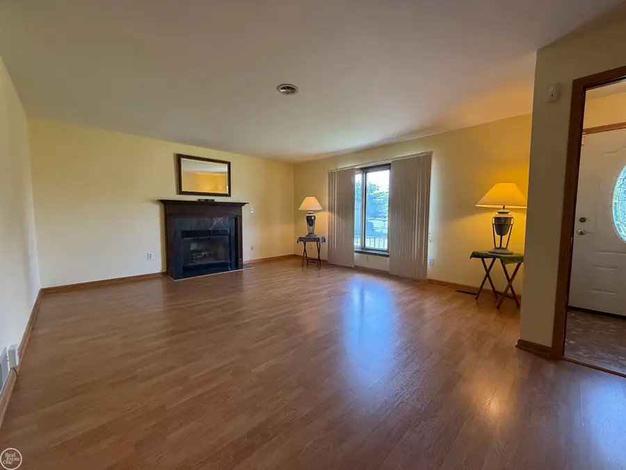 26250 South River Road RD, Harrison, MI 48045 - #3