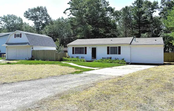 5739 Port Austin RD, Caseville, MI 48725