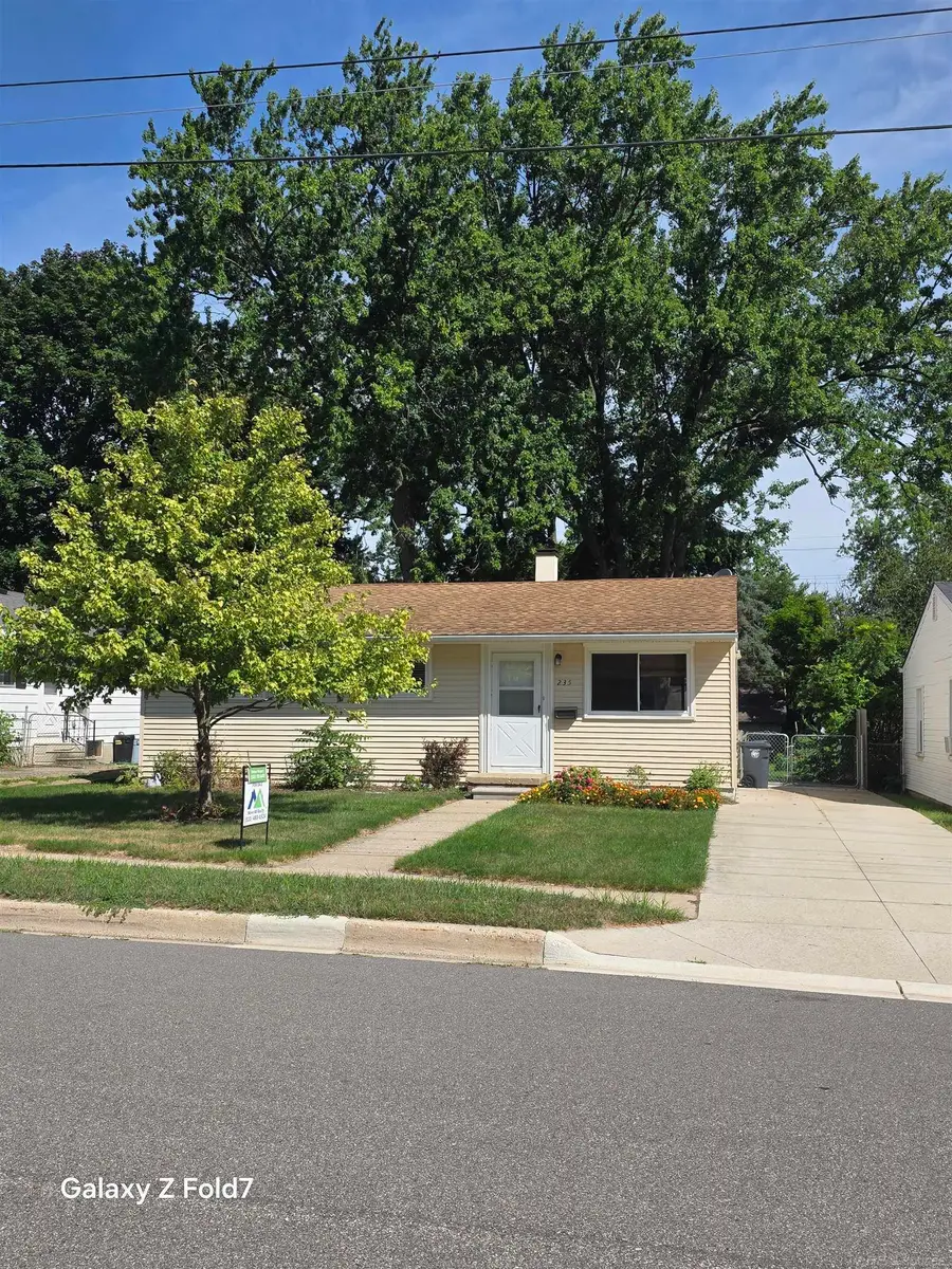 235 Ewell ST, Romeo, MI 48065 - #2