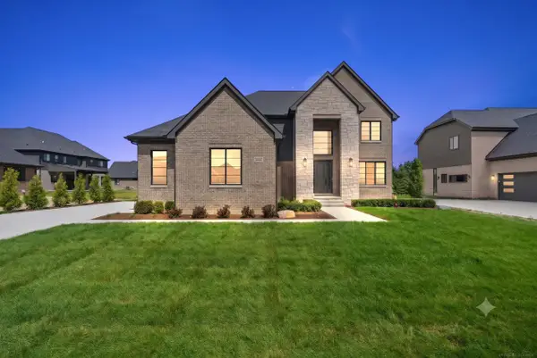 57242 Veridian BLVD, Washington, MI 48094