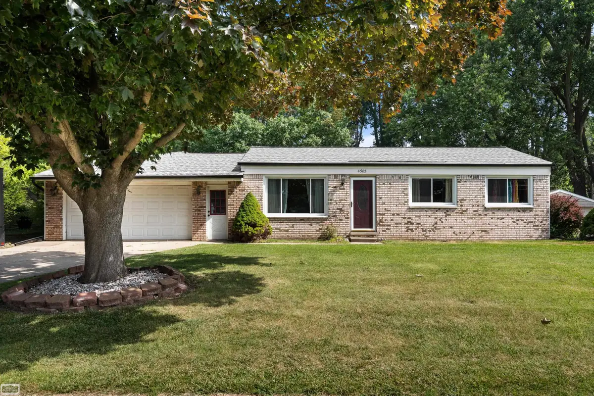 4505 23 Mile RD, Utica, MI 48316 - #1