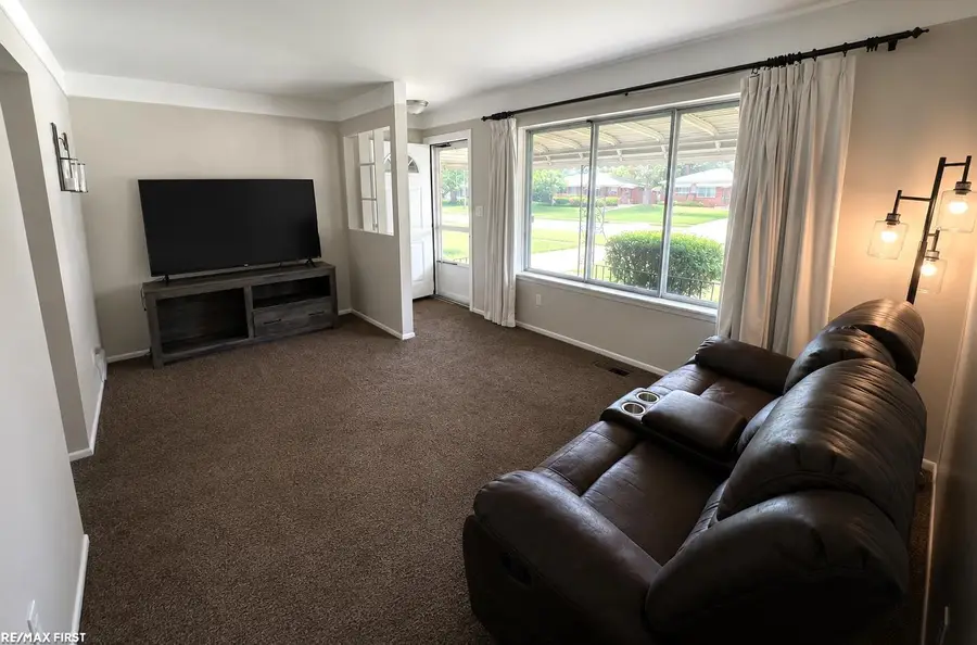 11652 Frazho, Warren, MI 48089 - #3
