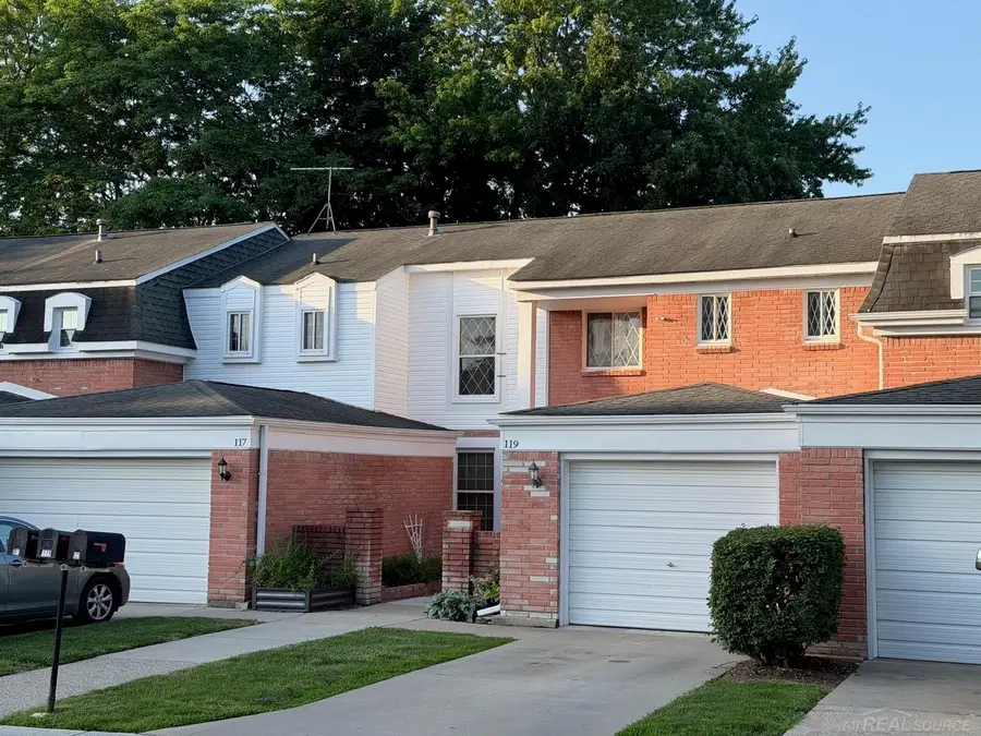 119 Manor WAY, Rochester Hills, MI 48309 - #3