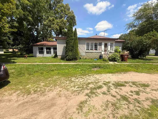 304 W Elba ST, Perrinton, MI 48871
