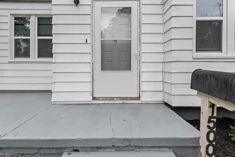 15006 Crescentwood AVE, Eastpointe, MI 48021 - #2