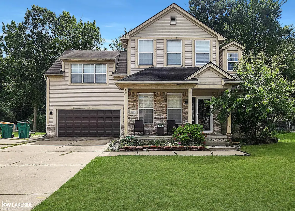 39025 Buckingham DR, Romulus, MI 48174 - #1